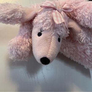 Girls pink puppy scarf. Nice details. Super cute.